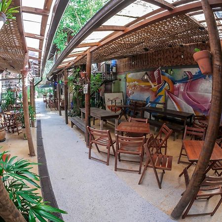 Biergarten Hostel イーリャ・グランデ エクステリア 写真